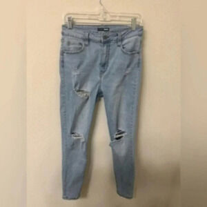 Fashion nova skinny light blue distressed jeans♥️